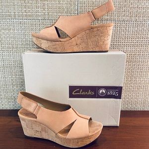 2xhplike New! Clarks Artisan Wedge Sandals Caslyn… - image 1